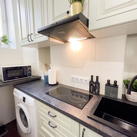 Charming Apartments In The Heart Of Lviv - Valova, Nasypna Str Exteriör bild