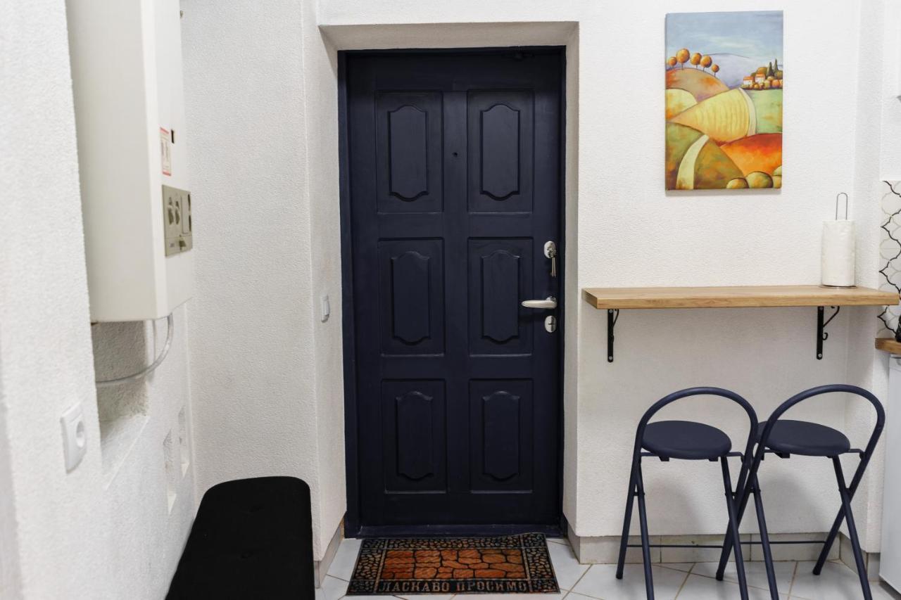 Charming Apartments In The Heart Of Lviv - Valova, Nasypna Str Exteriör bild