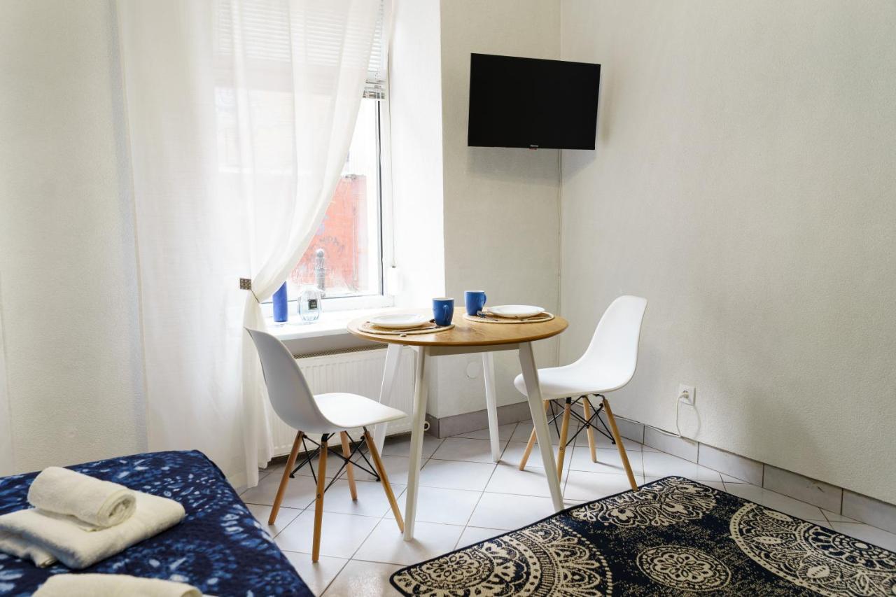 Charming Apartments In The Heart Of Lviv - Valova, Nasypna Str Exteriör bild
