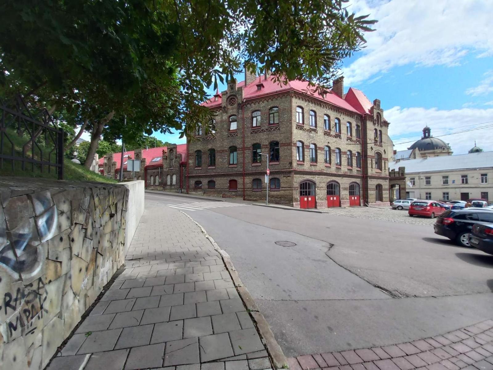 Charming Apartments In The Heart Of Lviv - Valova, Nasypna Str Exteriör bild