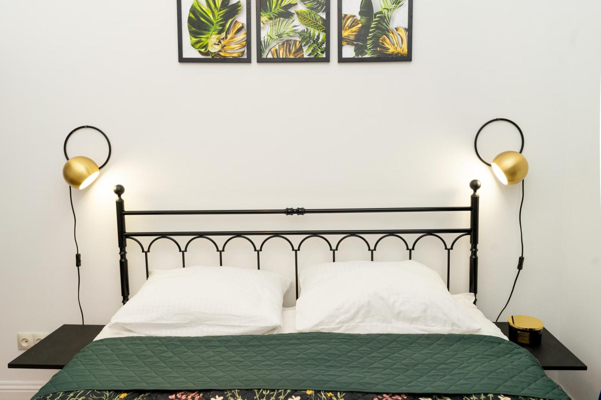 Charming Apartments In The Heart Of Lviv - Valova, Nasypna Str Exteriör bild