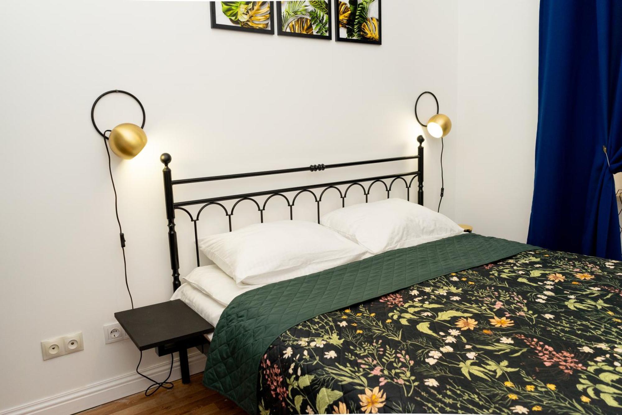 Charming Apartments In The Heart Of Lviv - Valova, Nasypna Str Exteriör bild