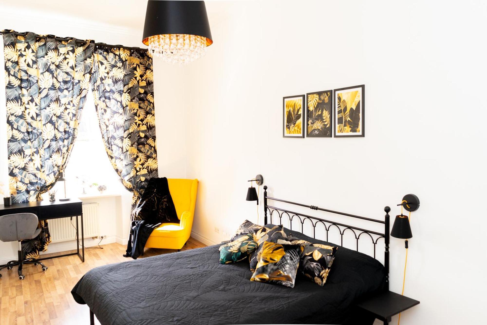 Charming Apartments In The Heart Of Lviv - Valova, Nasypna Str Exteriör bild