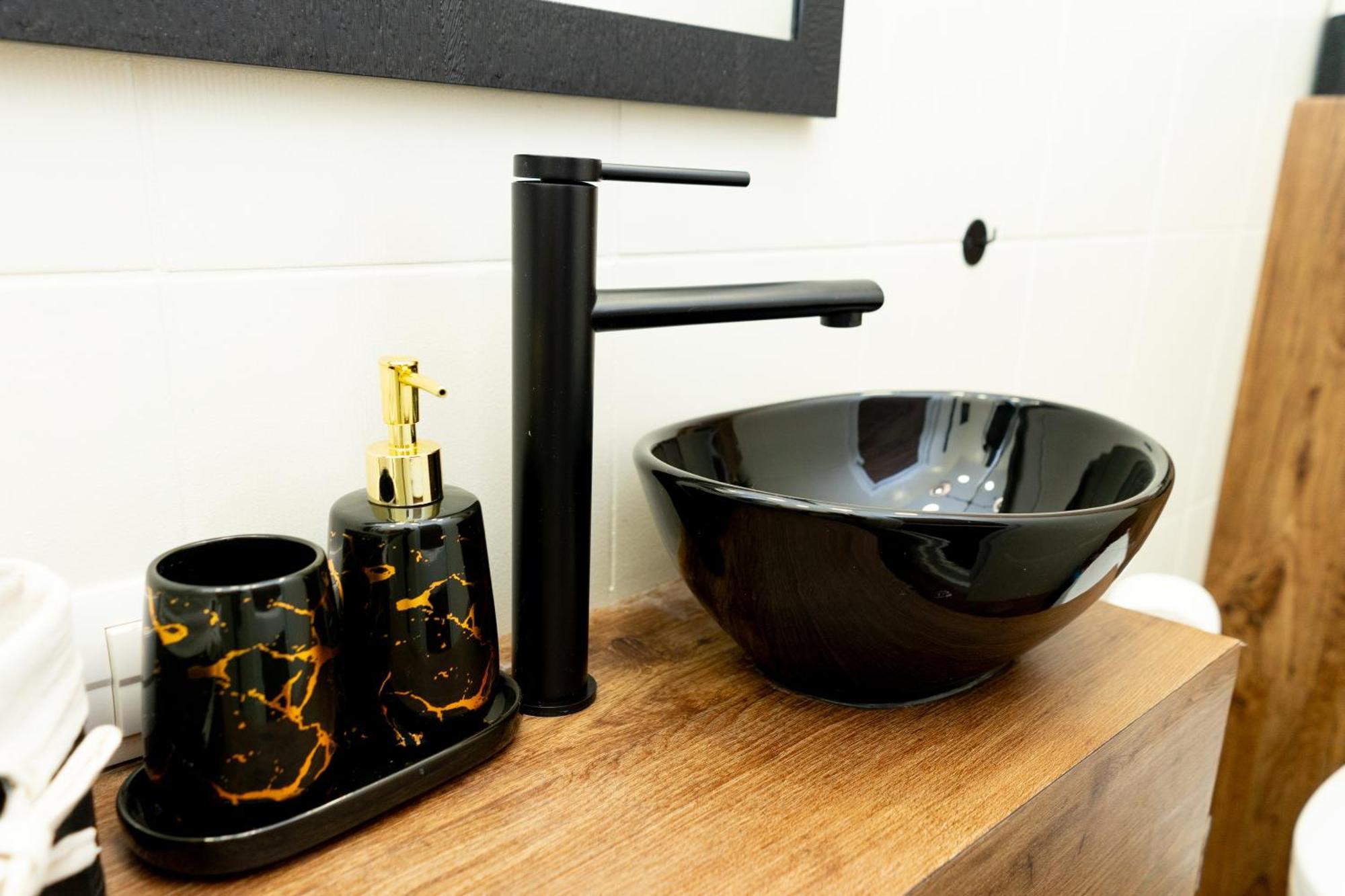 Charming Apartments In The Heart Of Lviv - Valova, Nasypna Str Exteriör bild